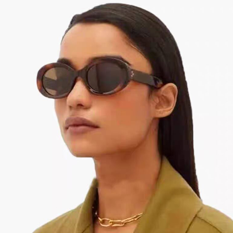 Versatile Fashion Sunglasses N - Street Fashion Photo 评论和价格
