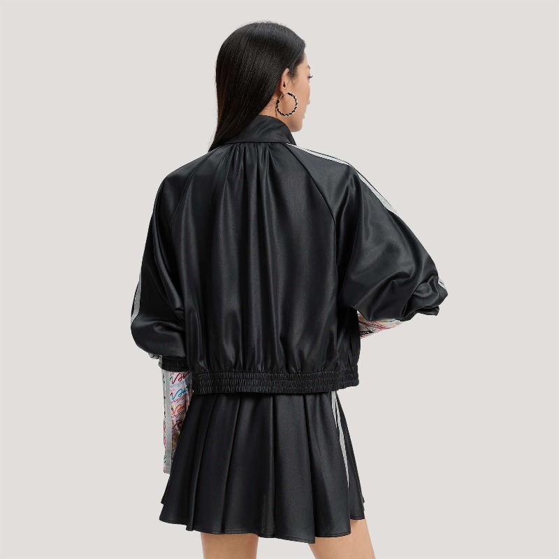 Adidas Woven Asymmetric Zip Ja - Street Fashion Adidas 评论和价格