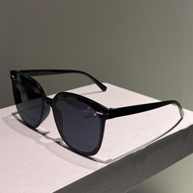 Men Luxury Black Cat Eye Sungl - Street Fashion Photo 评论和价格